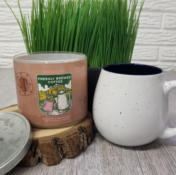 "Freshly Brewed Coffee" BBW 3 Wick Candle - Picture 5 of 7